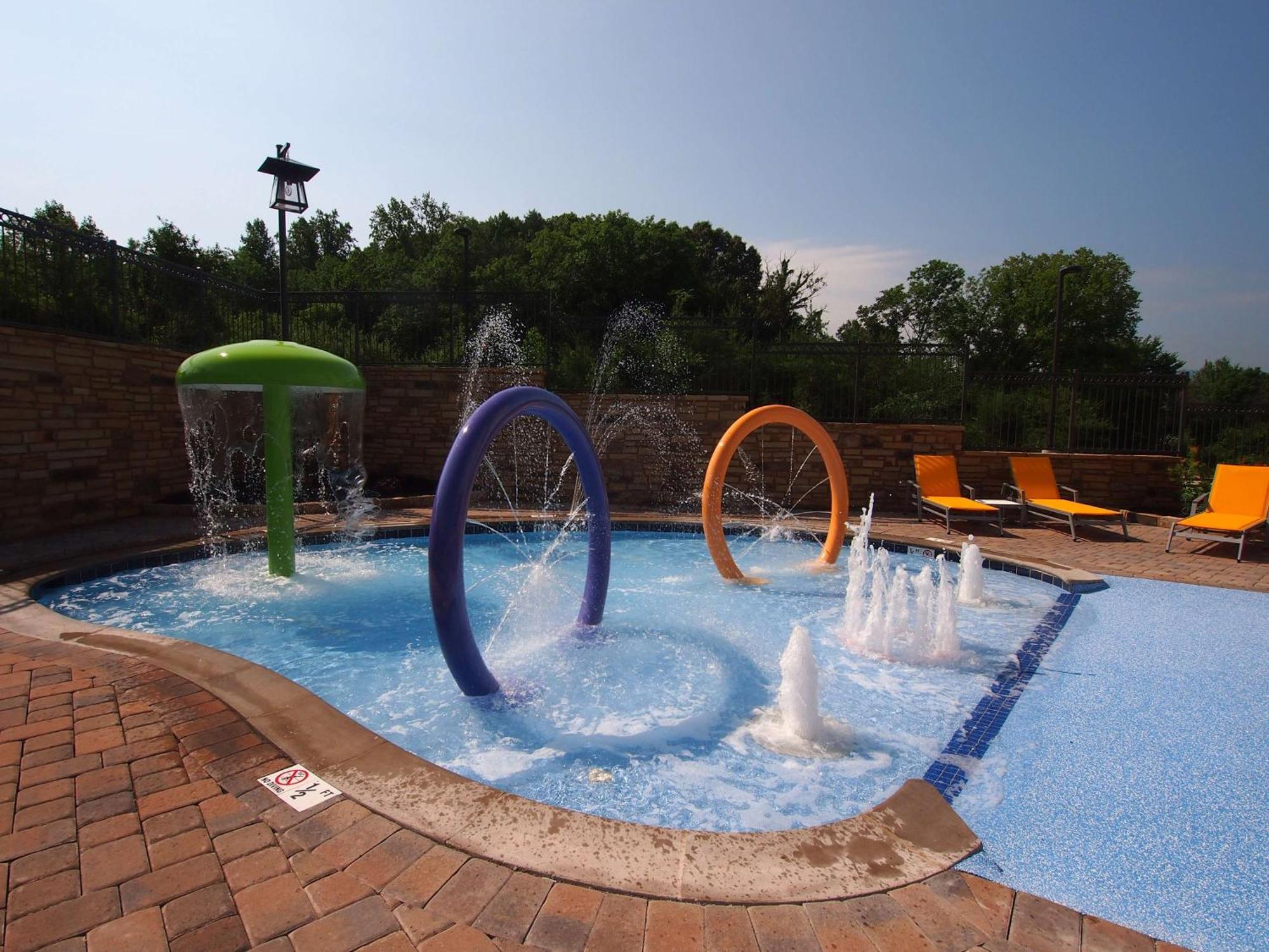 Hampton Inn Pigeon Forge Exterior photo